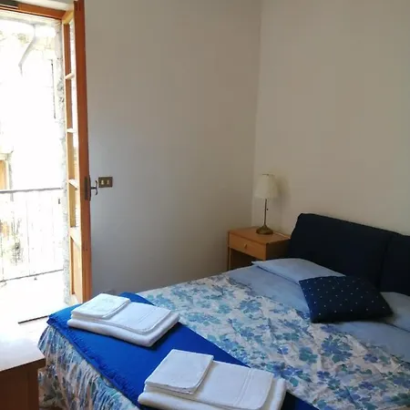 Casa Orfea Holiday home Stresa