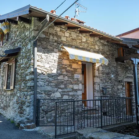 Casa Orfea Holiday home Stresa